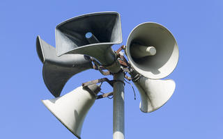 Trening uruchamiania syren alarmowych